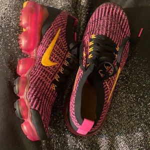 Nike vapor max flyknit 3 fuchsia orange